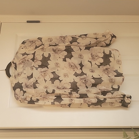 Blouse by Paige - Picture 2 of 4